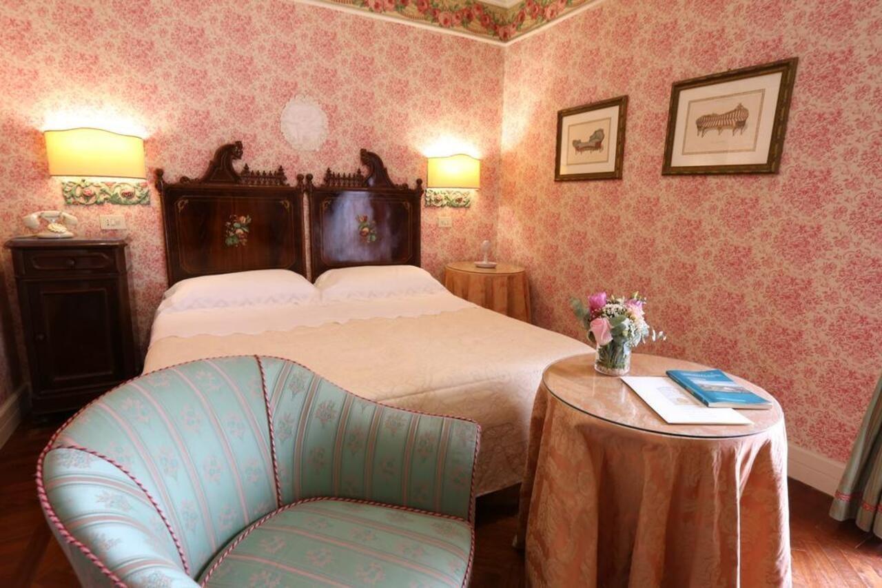 Hotel Villa Paradiso Dell'Etna San Giovanni La Punta Luaran gambar
