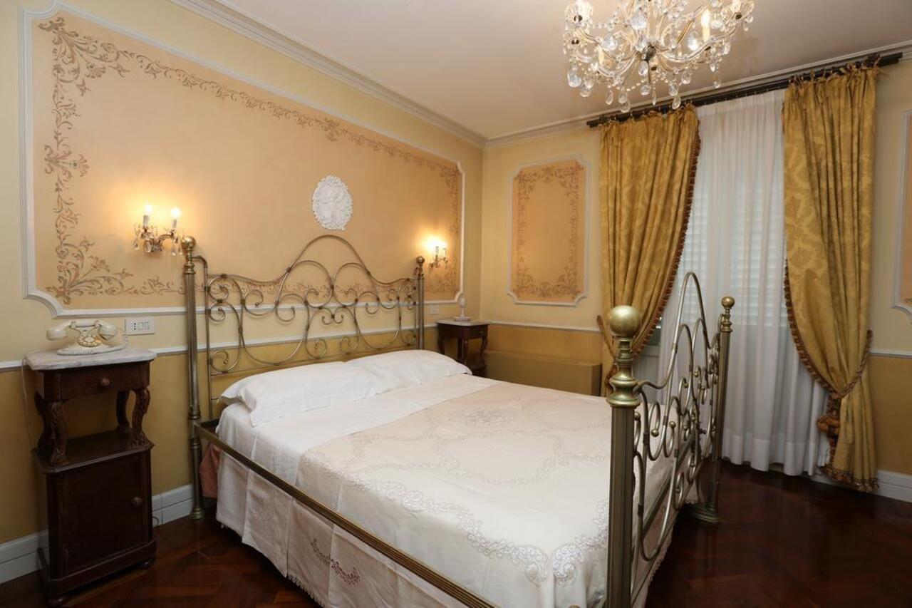 Hotel Villa Paradiso Dell'Etna San Giovanni La Punta Luaran gambar