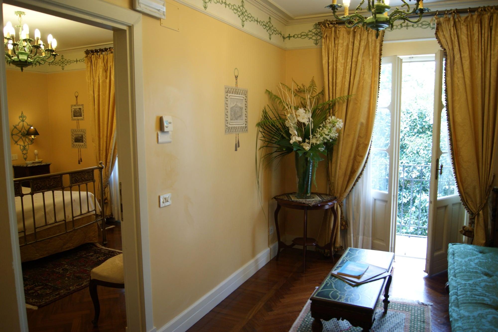 Hotel Villa Paradiso Dell'Etna San Giovanni La Punta Luaran gambar