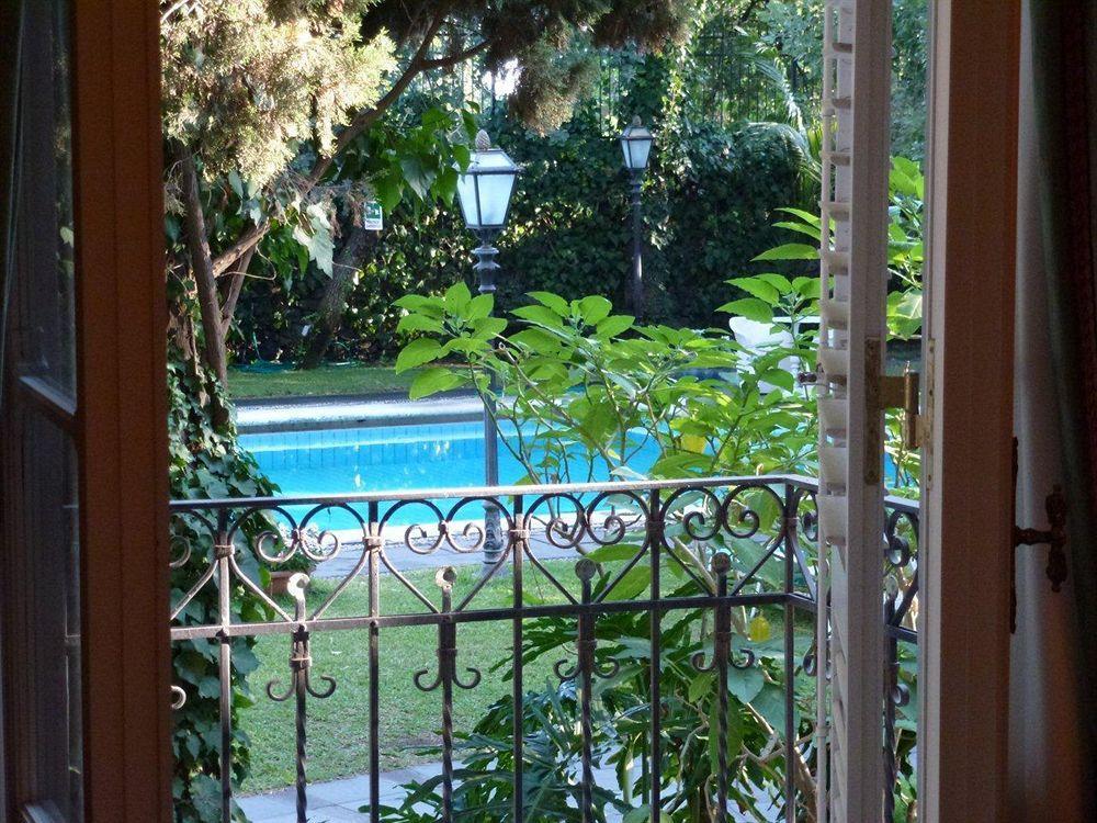 Hotel Villa Paradiso Dell'Etna San Giovanni La Punta Luaran gambar