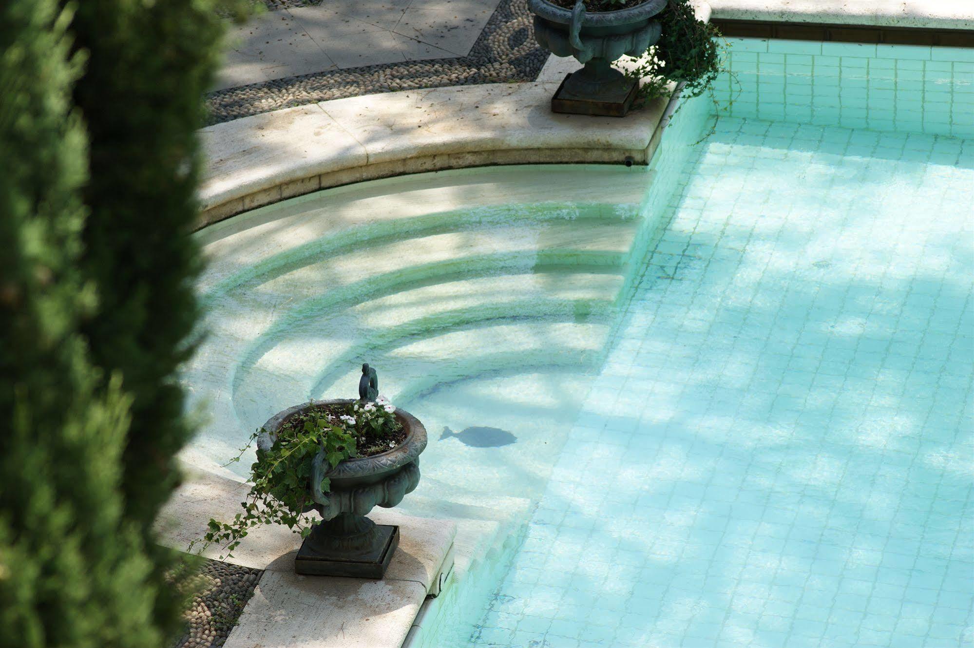 Hotel Villa Paradiso Dell'Etna San Giovanni La Punta Luaran gambar