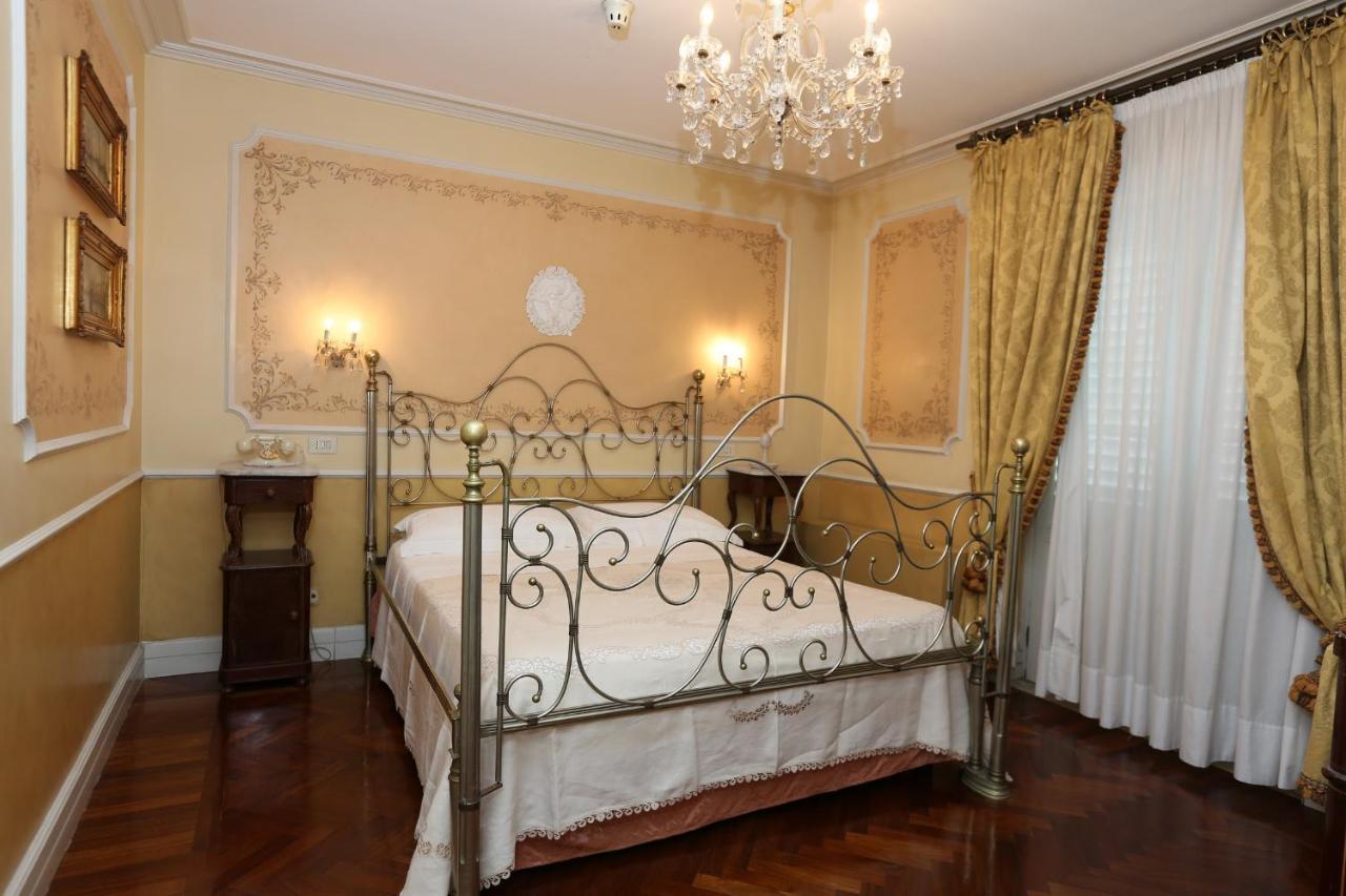 Hotel Villa Paradiso Dell'Etna San Giovanni La Punta Luaran gambar